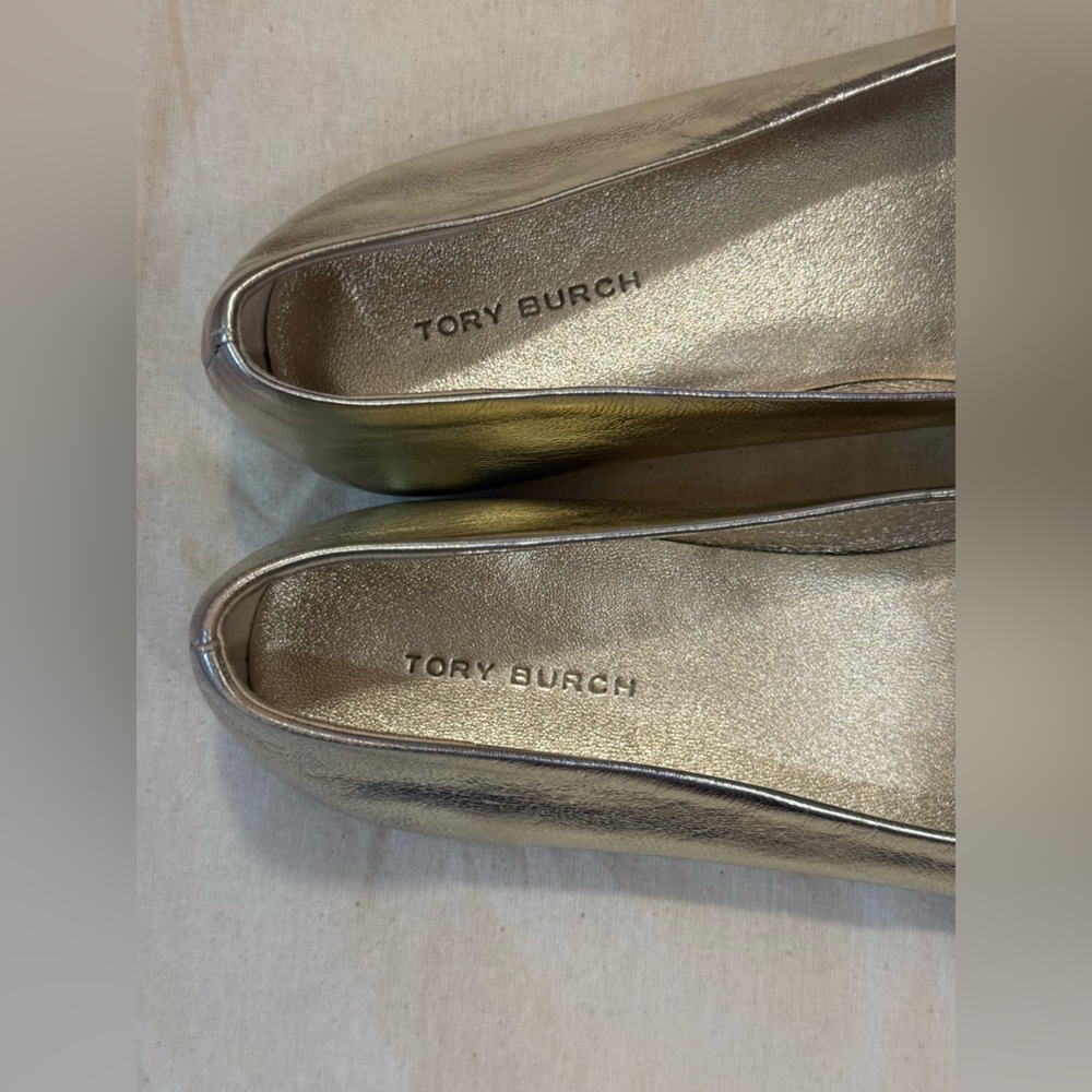 Tory Burch Chelsea Leather Metallic Silver Ballet Flats Size 7 - Picture 10 of 12